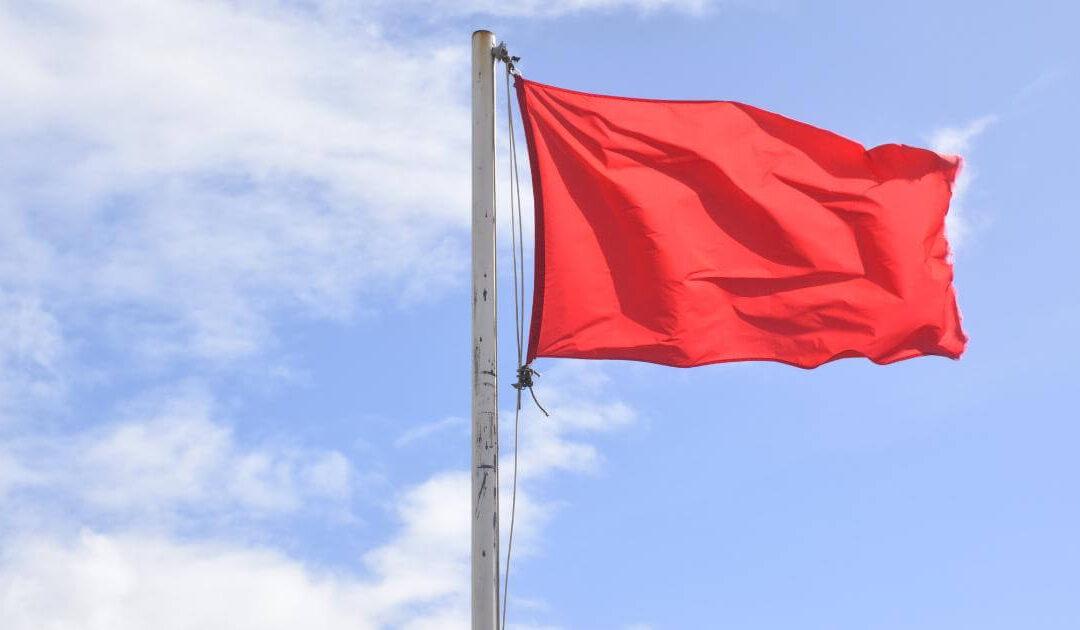 Manufacturing Recruiting Strategies: 5 Red Flags You Shouldn’t Ignore